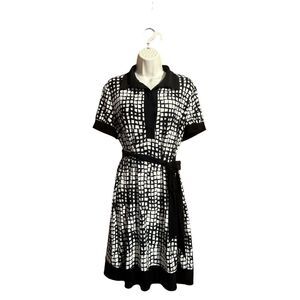 Chaps Trending Geometric Black White V neck Short Puffed Sleeve Tie Waist Dress